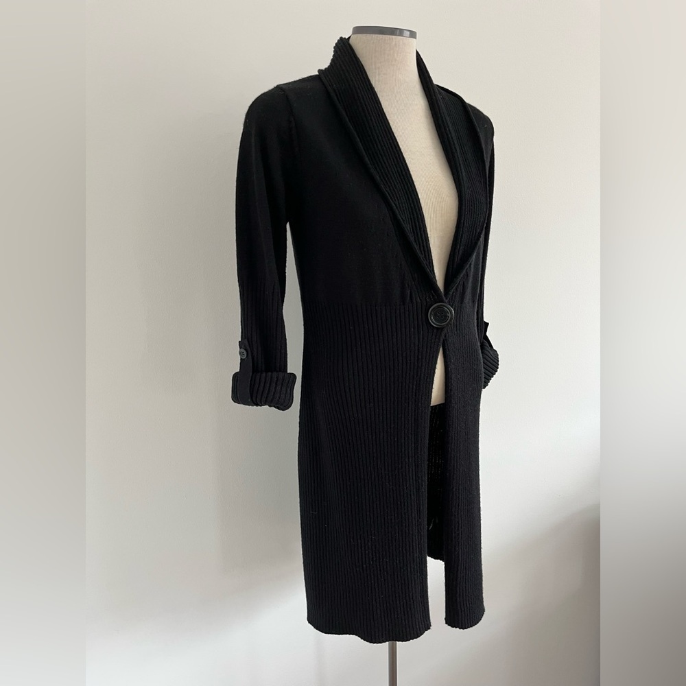 Black Long Cardigan with Button Detail 3/4 sleeves - Picture 5 of 8